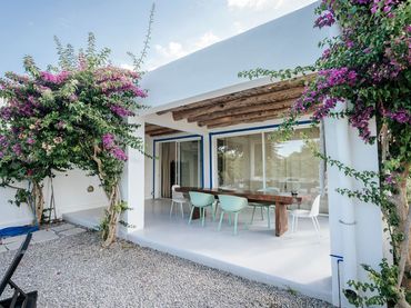 Casa amb balcó en venda a Sant Jordi de ses salines