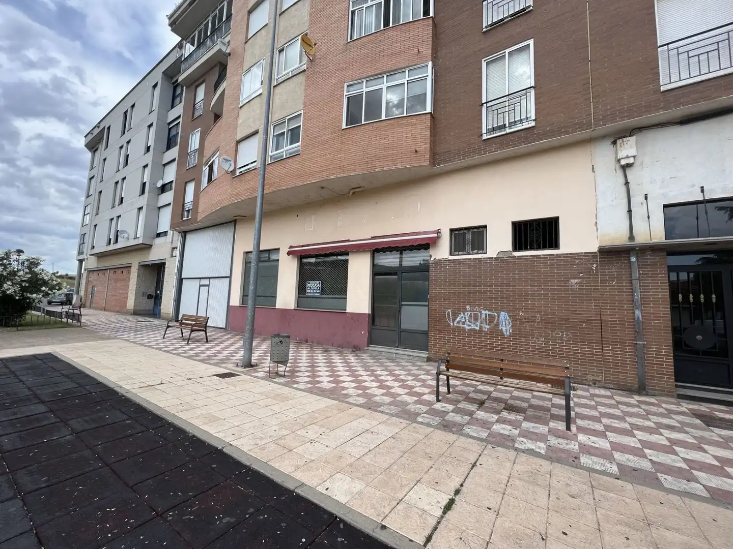 Local comercial de lloguer a Benavente, imagen 5
