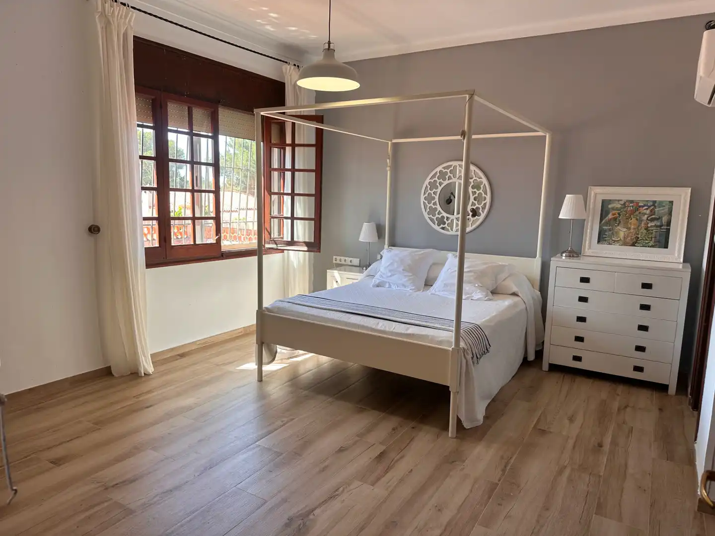 Schlafzimmer von Haus oder Chalet zum Verkauf in Mont-roig del Camp mit Klimaanlage, Heizung und Privatgarten