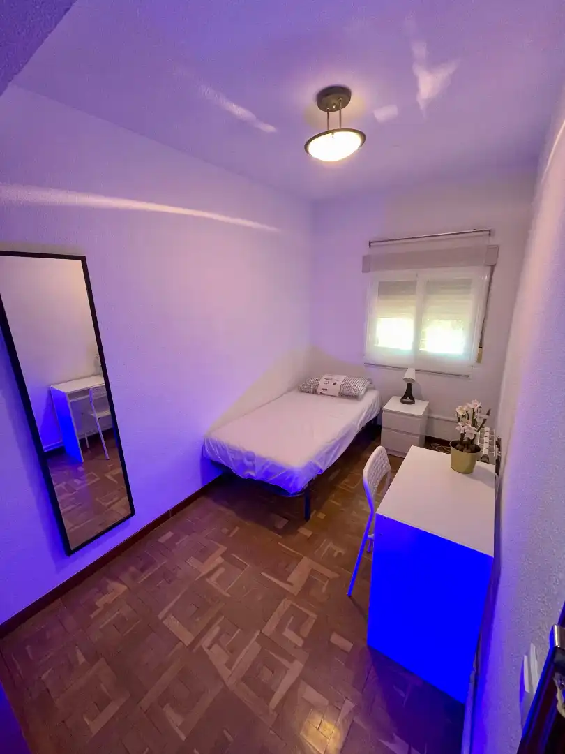 Habitación de Piso en venta en Leganés con Jardín privado, Terraza y Balcón