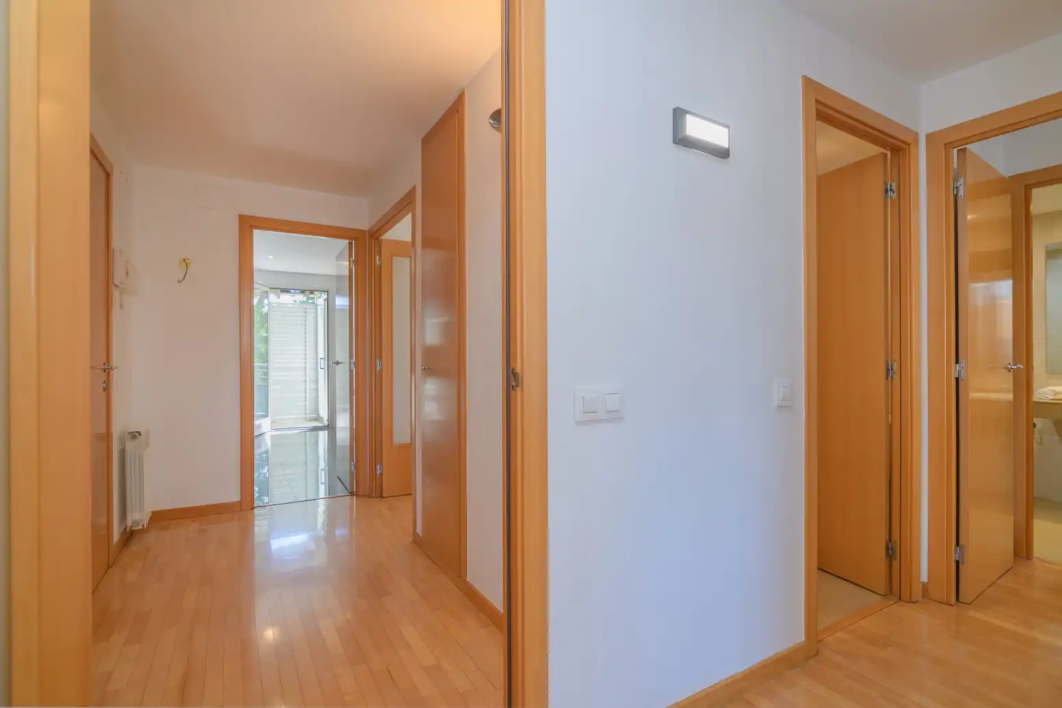 Piso en venta en Viladecans con Calefacción, Jardín privado y Parquet