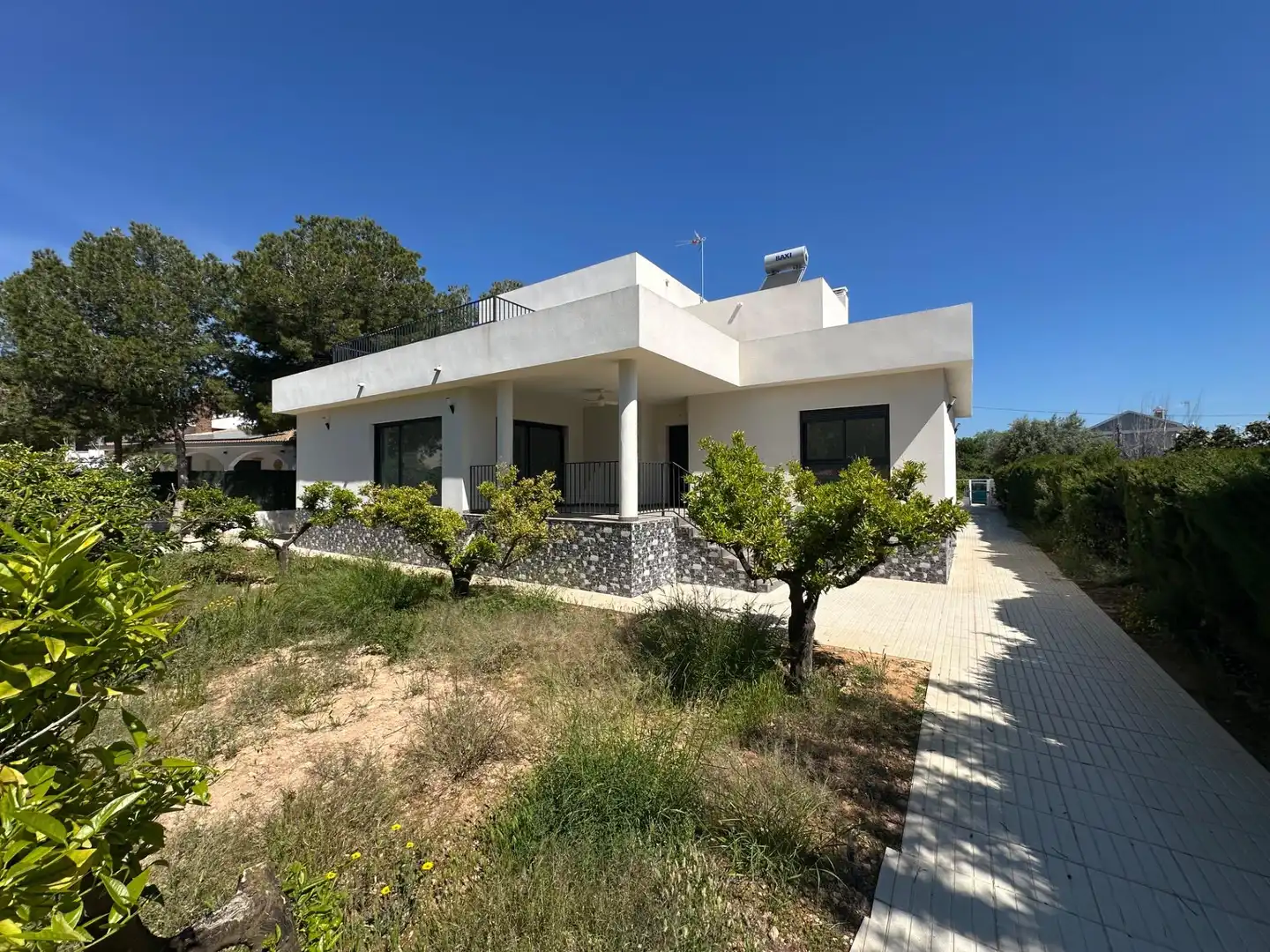 Exterior view of Houses for sale in San Vicente del Raspeig / Sant Vicent del Raspeig