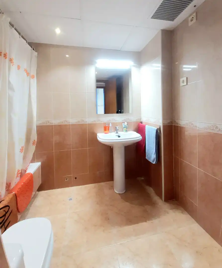Badezimmer von Dachboden zum Verkauf in Archena mit Klimaanlage, Heizung und Terrasse