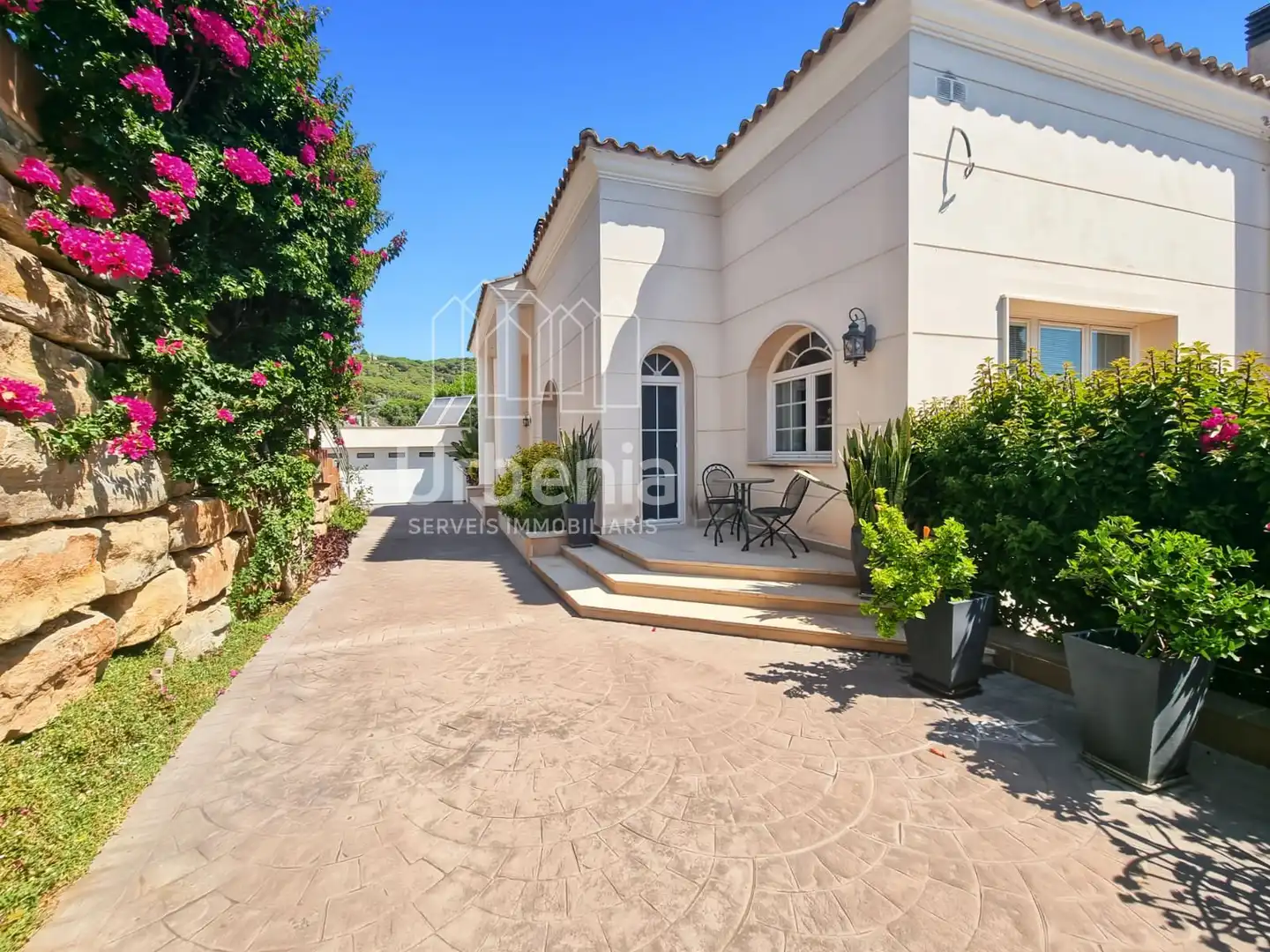 Exterior view of Houses for sale in Sant Andreu de Llavaneres  with Air Conditioner, Heating and Swimming Pool