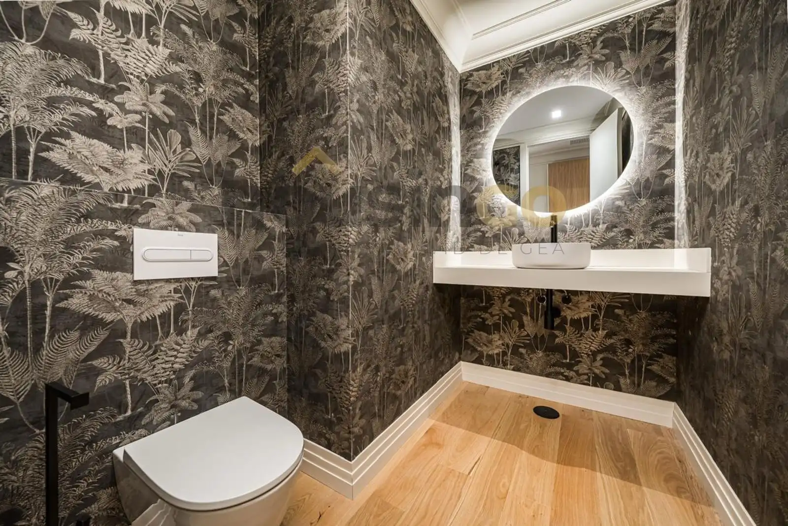 Baño de Piso en venta en Madrid con Aire acondicionado, Calefacción y Amueblado