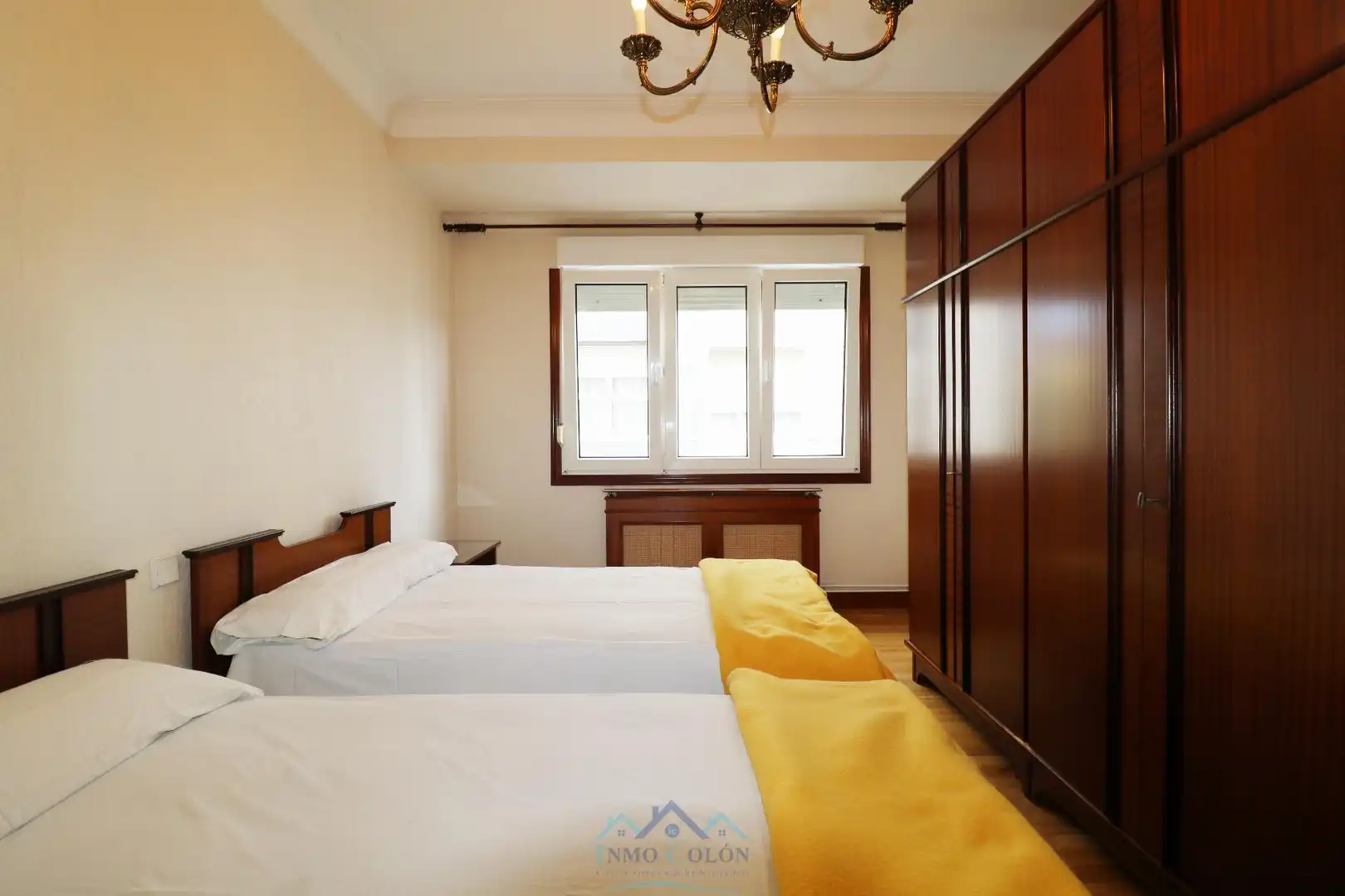 Habitación de Piso en venta en Irun  con Calefacción y Amueblado