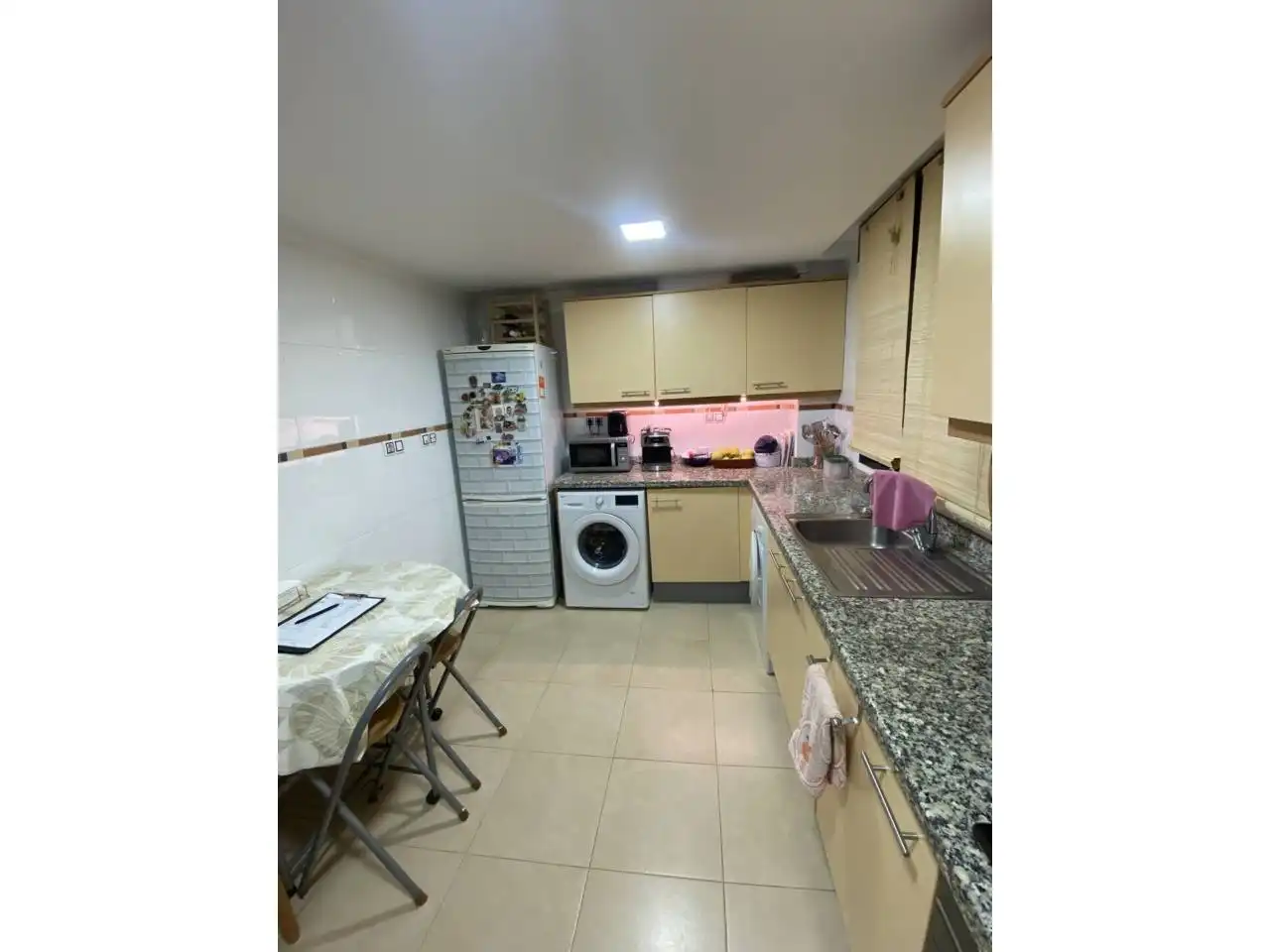 Küche von Wohnung zum Verkauf in Sant Joan d'Alacant mit Klimaanlage, Heizung und Abstellraum