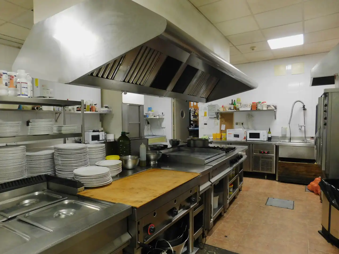 Cocina de Local en venta en Valle de Elorz / Elortzibar con Aire acondicionado, Calefacción y Terraza