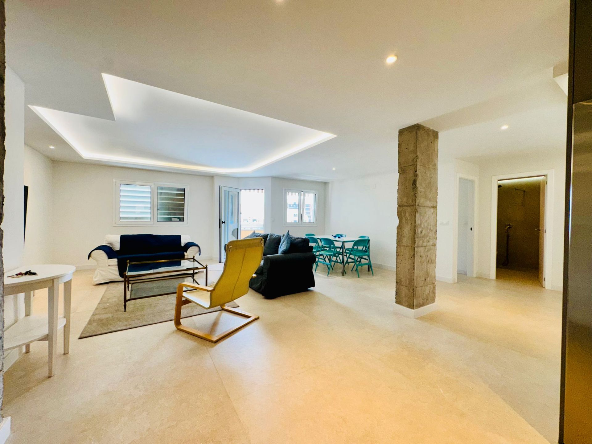 Living room of Flat to rent in  Santa Cruz de Tenerife Capital  with Furnished, Oven and Washing machine