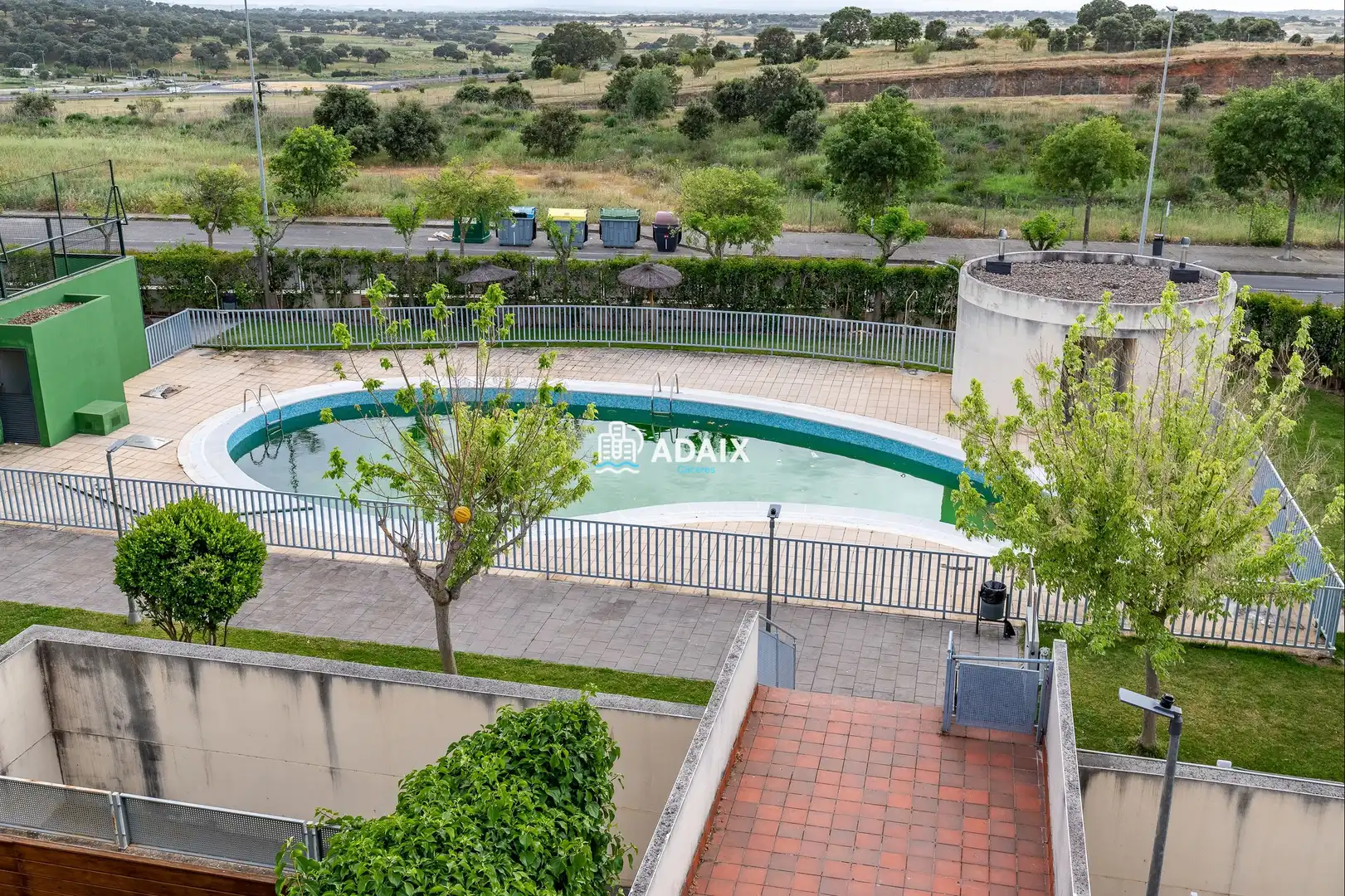 Schwimmbecken von Dachboden zum Verkauf in Cáceres mit Klimaanlage, Heizung und Terrasse