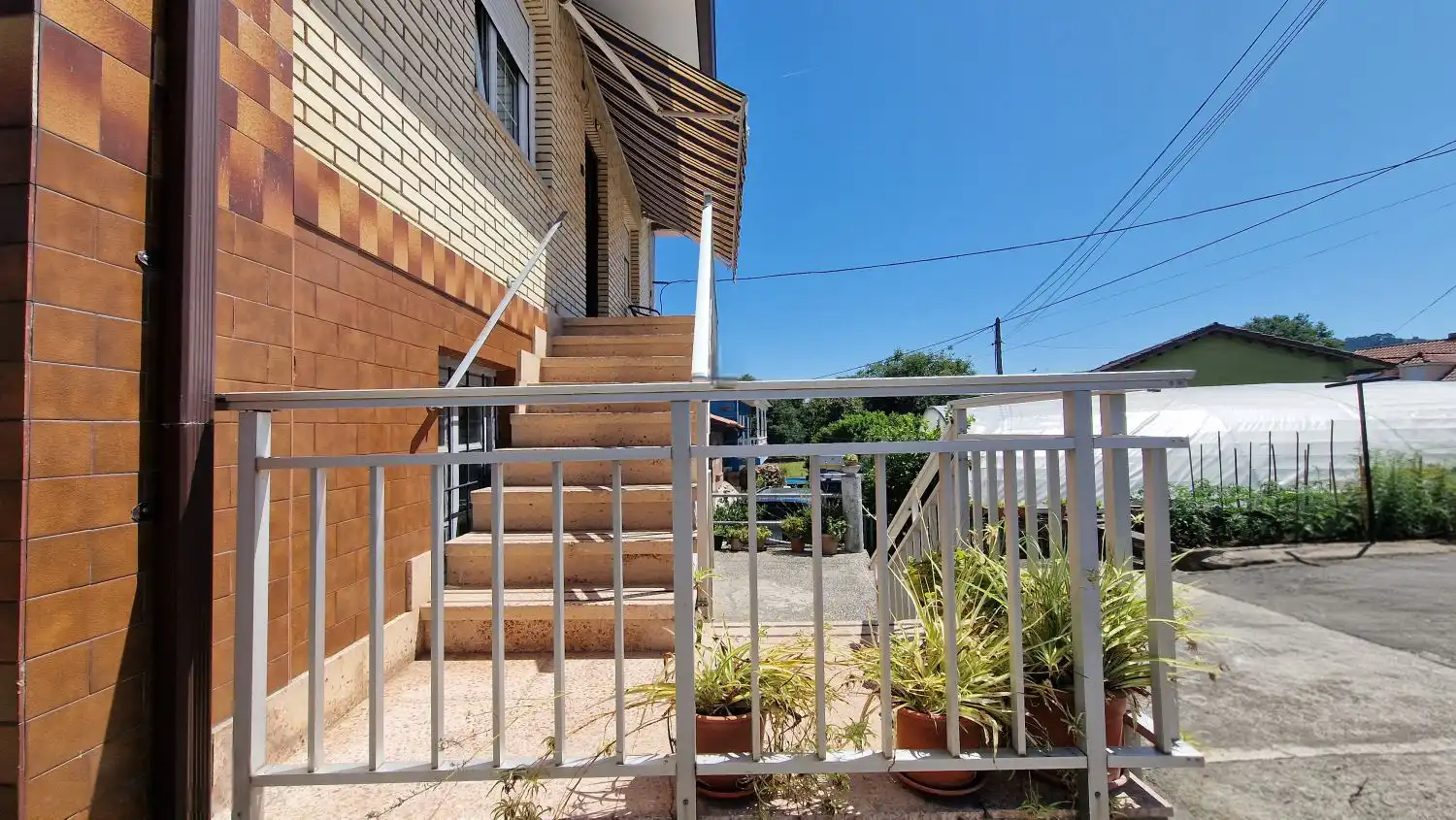 Exterior view of Houses for sale in Torrelavega   with Heating, Storage room and Balcony