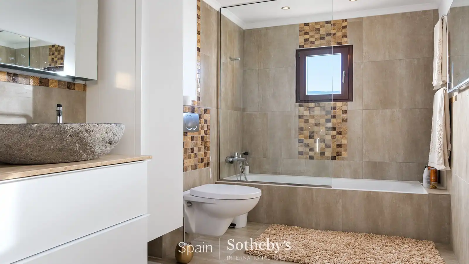 Bathroom of Houses for sale in Tuineje  with Air Conditioner, Heating and Private garden