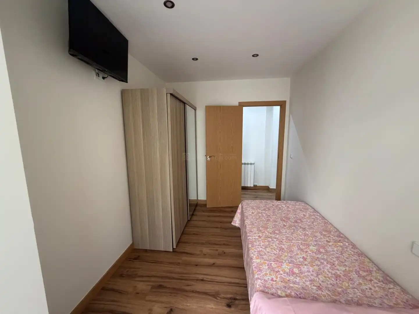 Habitación de Piso en venta en  Logroño con Calefacción, Terraza y Trastero