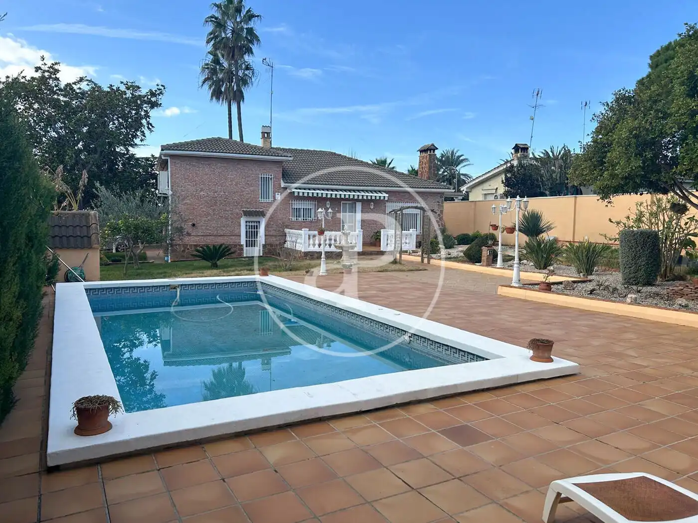 Vista exterior de Casa o chalet en venta en Montserrat con Aire acondicionado, Calefacción y Jardín privado