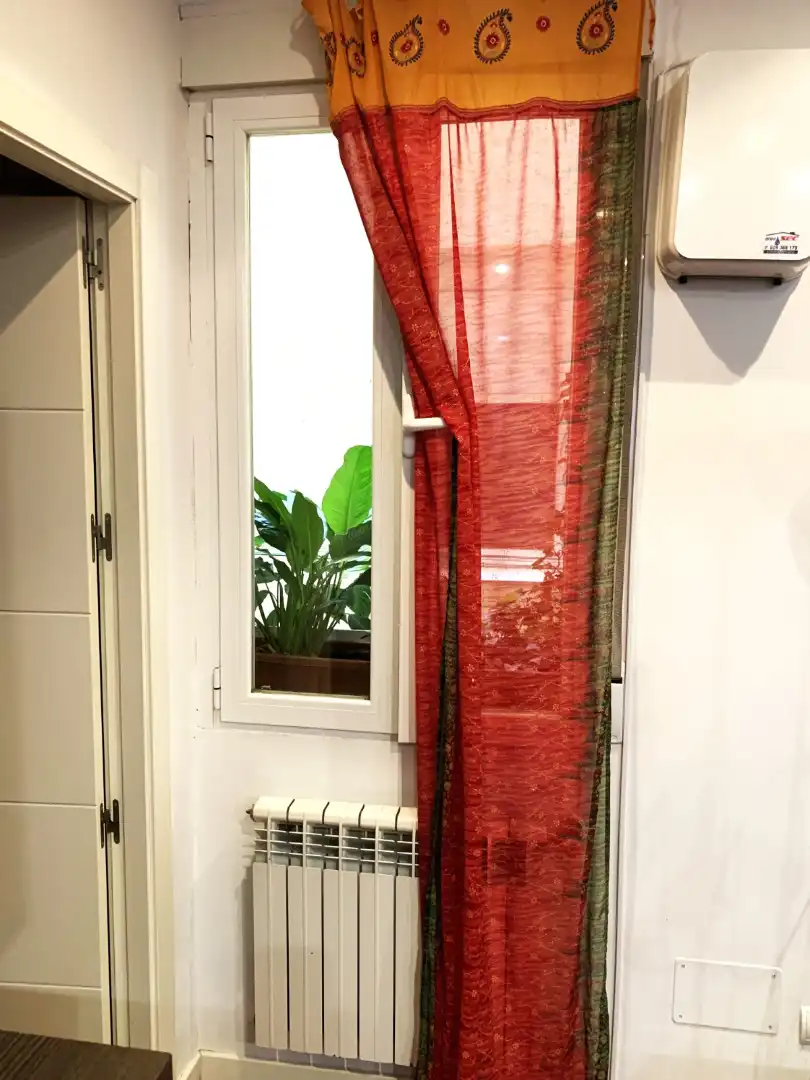 Piso en venta en Madrid con Calefacción, Horno y Lavadora