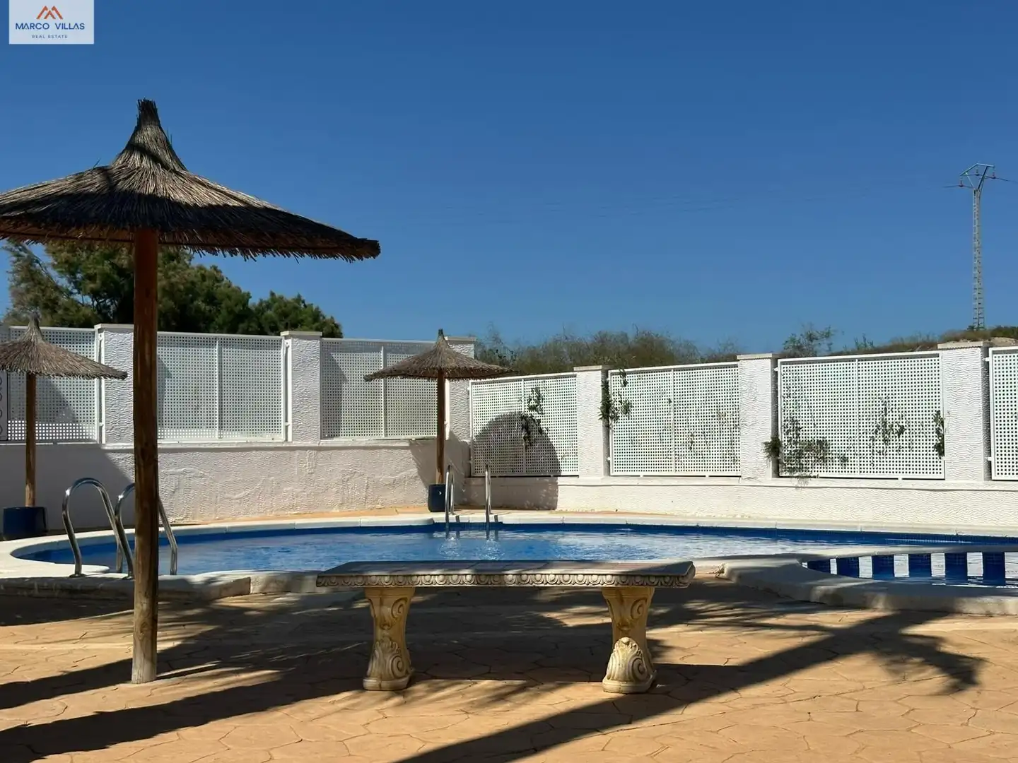 Piscina de Planta baixa en venda en Orihuela amb Aire condicionat, Jardí privat i Piscina comunitària