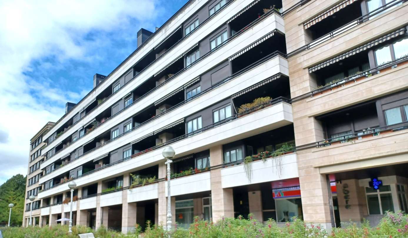 Exterior view of Flat to rent in Donostia - San Sebastián   with Heating, Terrace and Oven