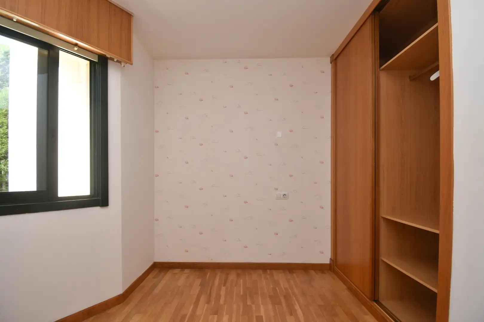 Schlafzimmer von Wohnung zur Miete in Cambre  mit Heizung