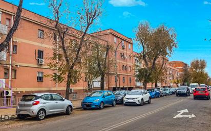 Vista exterior de Pis en venda en Aranjuez amb Calefacció, Parquet i Moblat