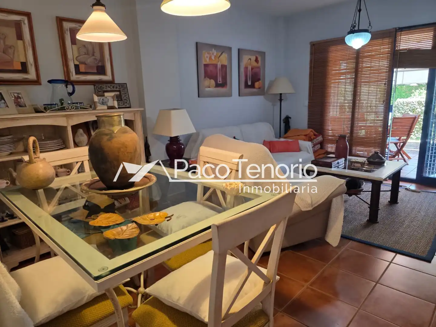 Wohnzimmer von Einfamilien-Reihenhaus zum Verkauf in Islantilla mit Terrasse, Möbliert und Waschmaschine