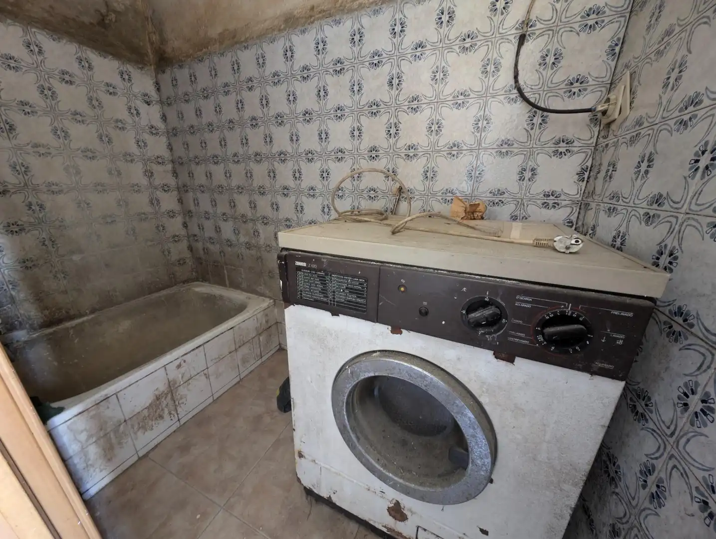 Bany de Casa o xalet en venda en Langreo amb Jardí privat