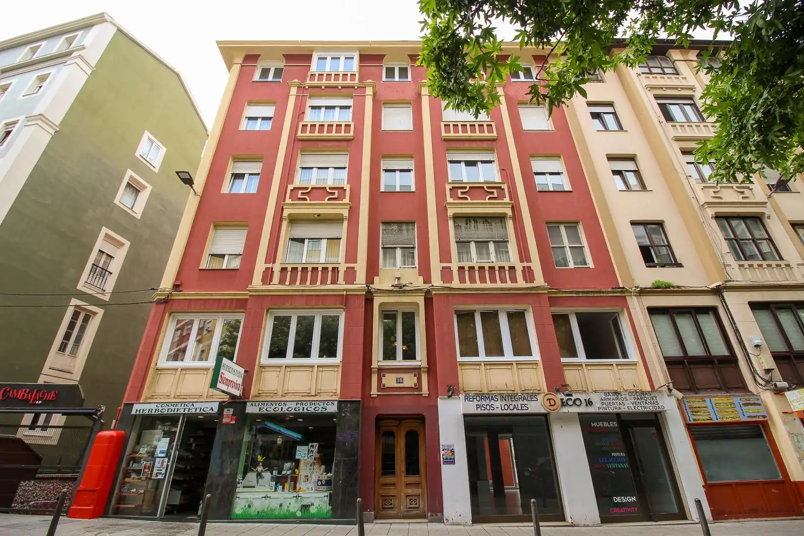 Vista exterior de Piso en venta en Santander con Calefacción y Amueblado