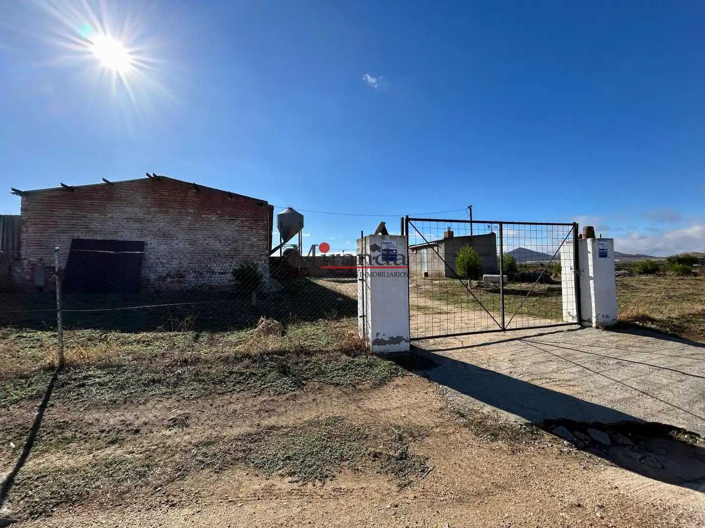 Nau industrial en venda en Polán