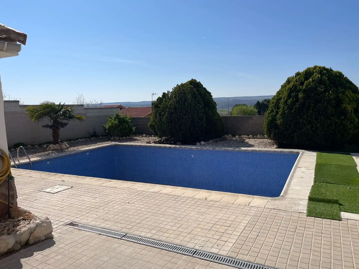 Piscina de Casa o chalet en venta en Colmenar de Oreja con Aire acondicionado, Calefacción y Jardín privado