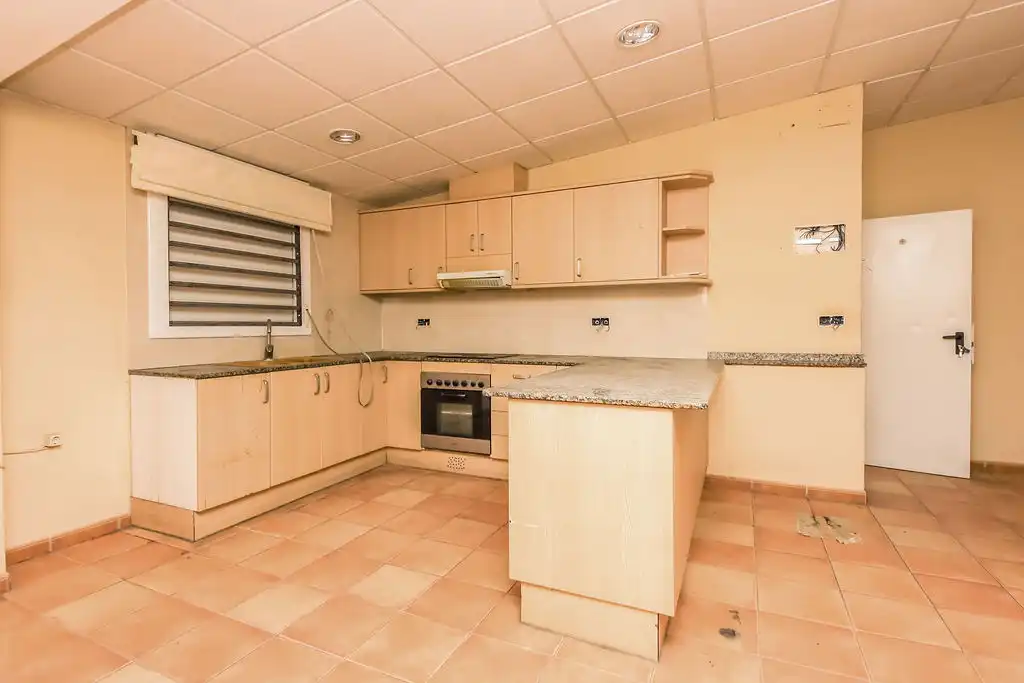 Business premises for sale in Obispo/Bisbe Aznar, imagen 10