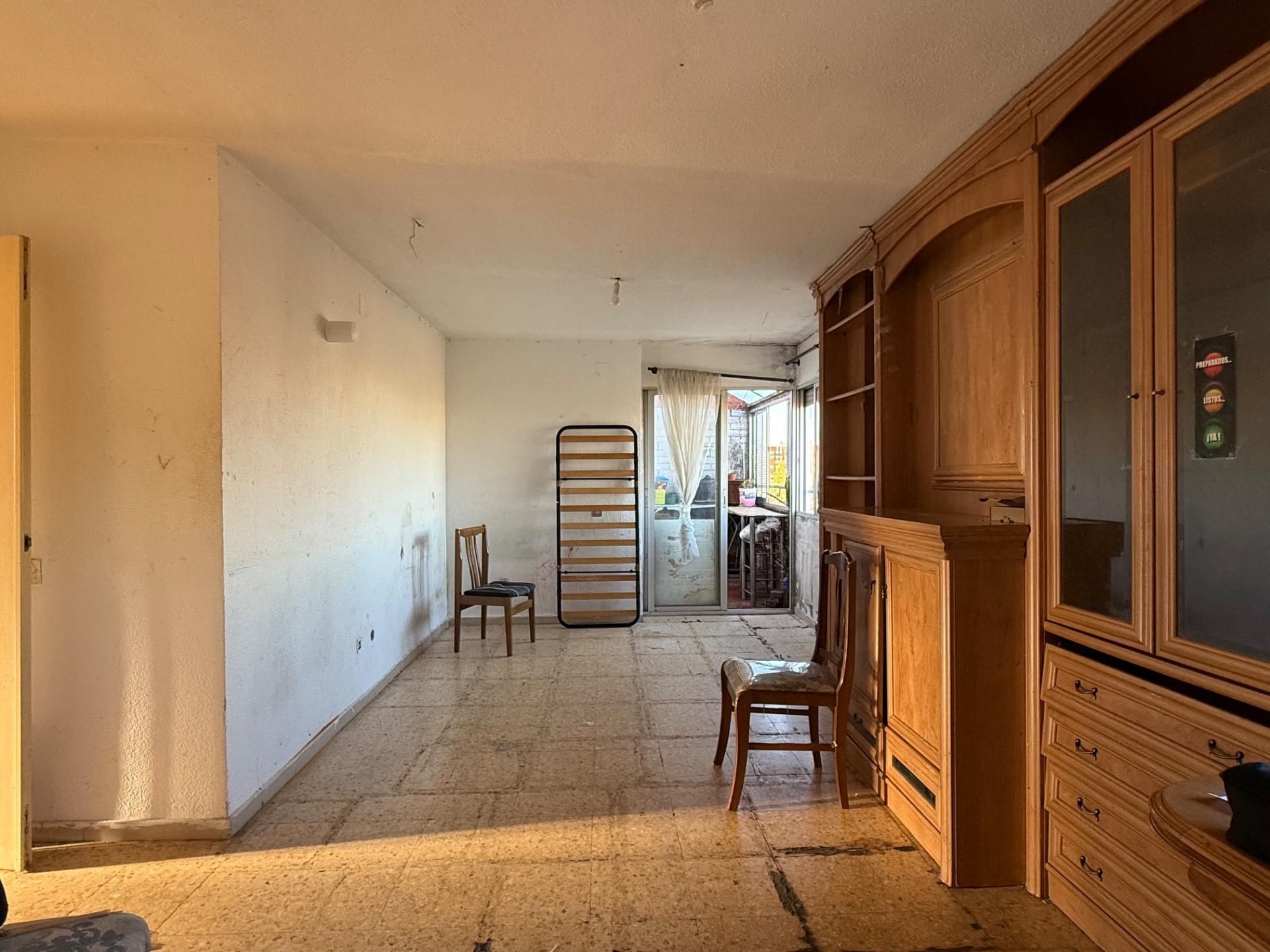 Flat for sale in  Madrid Capital  with Terrace and Alarm