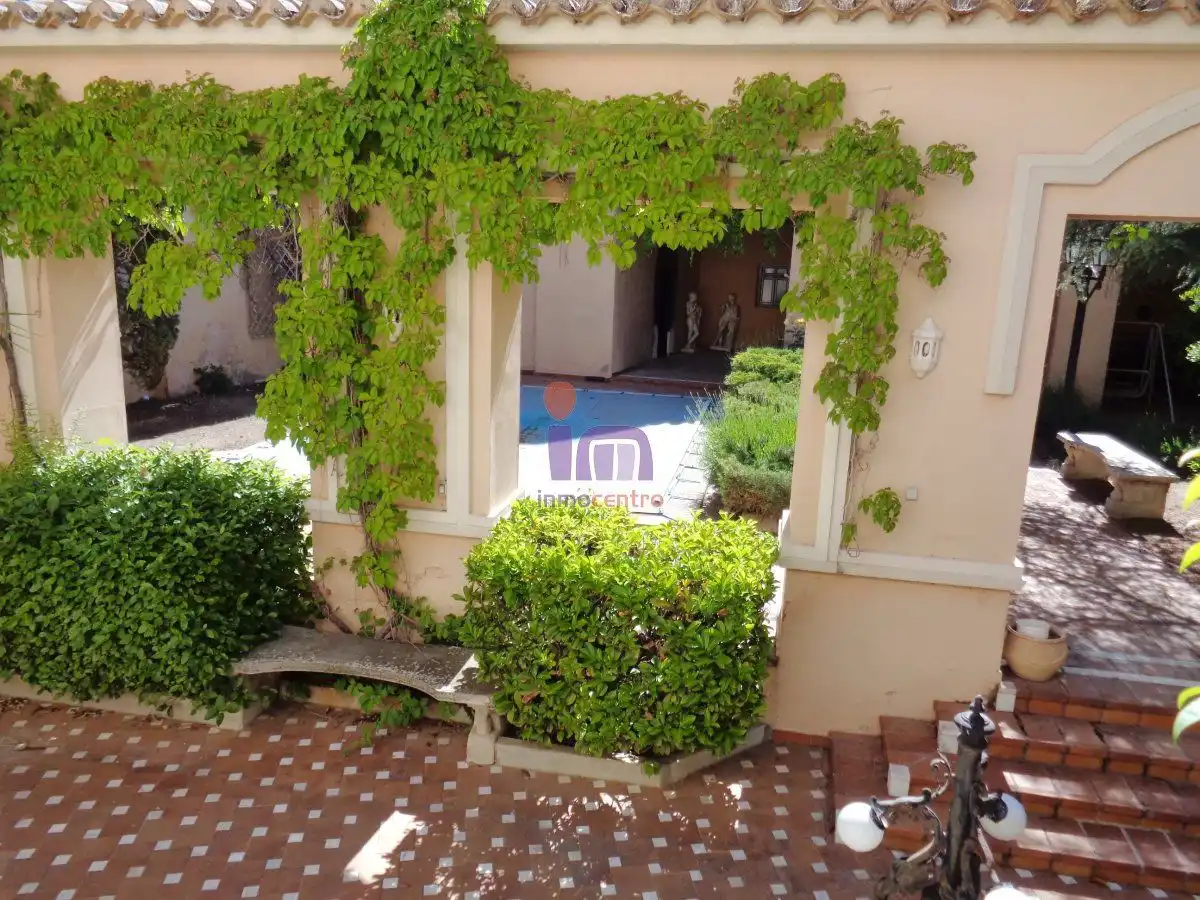 Jardín de Casa o chalet en venta en Valdepeñas con Aire acondicionado, Calefacción y Trastero