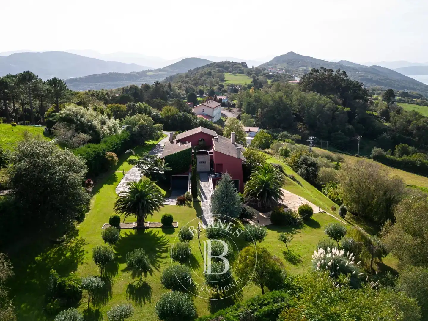 Vista exterior de Casa o chalet en venta en Donostia - San Sebastián  con Calefacción, Trastero y Piscina