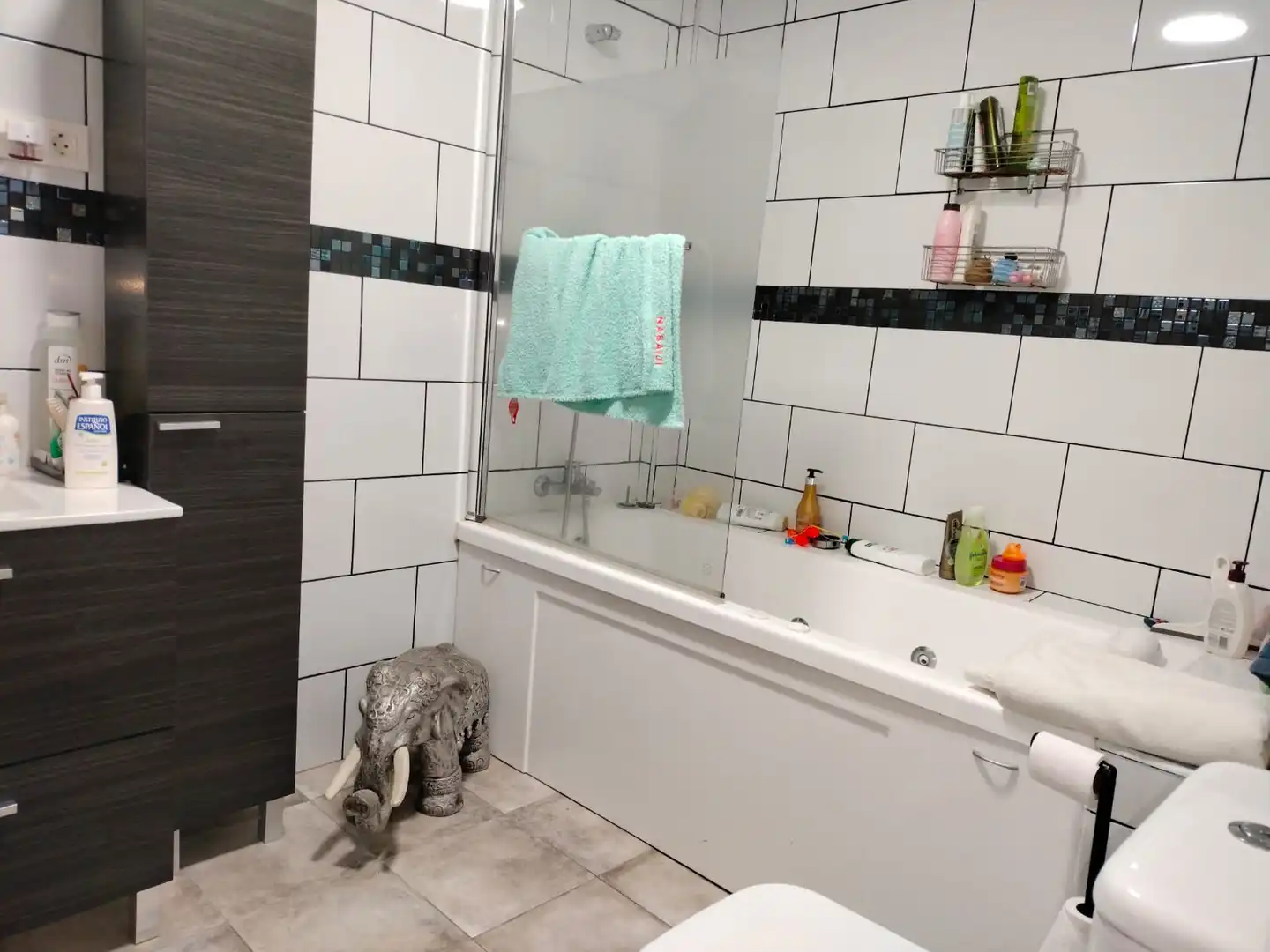 Bany de Casa o xalet en venda en Dos Hermanas amb Aire condicionat, Calefacció i Terrassa