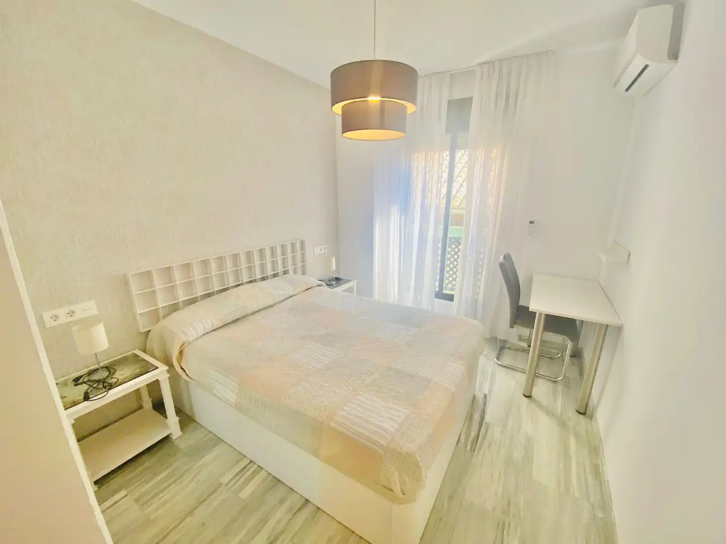 Apartments for rent in Calle San Juan de Dios, Centro - Sagrario