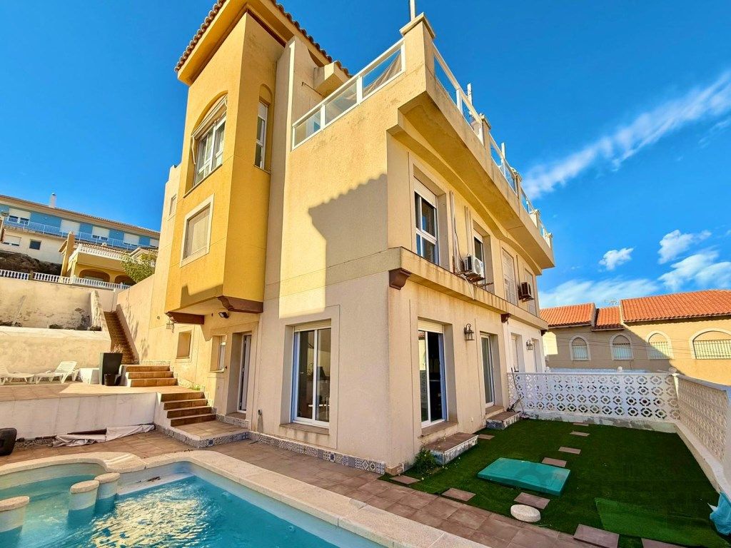 Exterior view of House or chalet for sale in Cartagena  with Air Conditioner, Private garden and Terrace