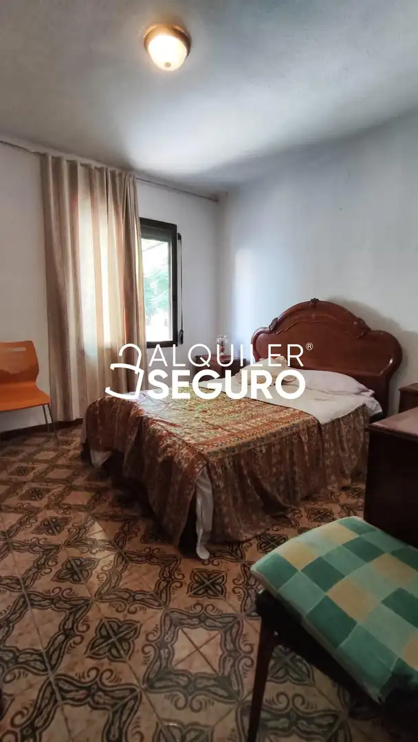 Bedroom of Flat for rent in Madrid  with Air Conditioner, Terrace and Furnished
