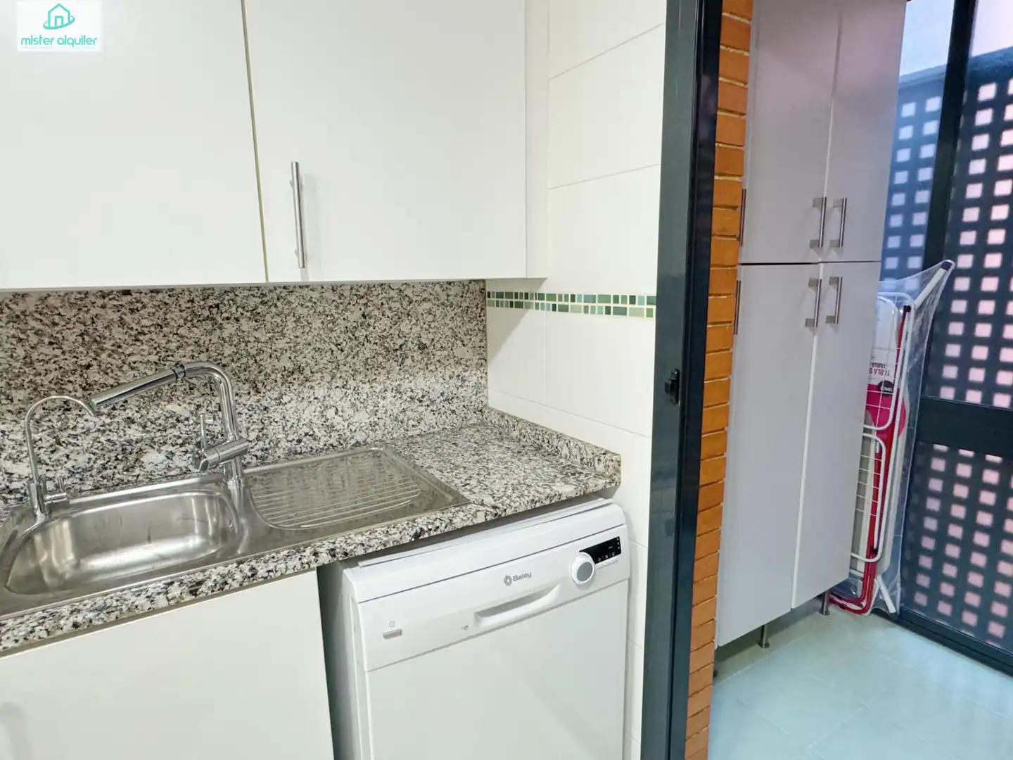Kitchen of Apartments for rent in San Vicente del Raspeig / Sant Vicent del Raspeig  with Air Conditioner, Private garden and Terrace