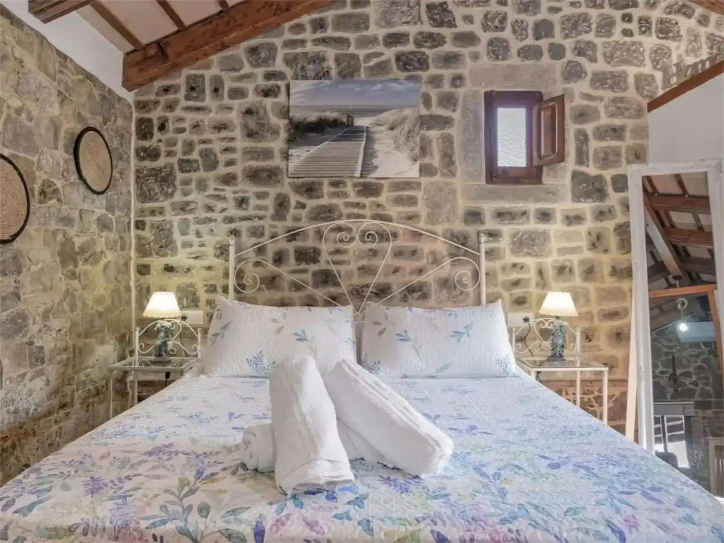 Dormitori de Finca rústica de lloguer en Conil de la Frontera amb Aire condicionat, Jardí privat i Piscina
