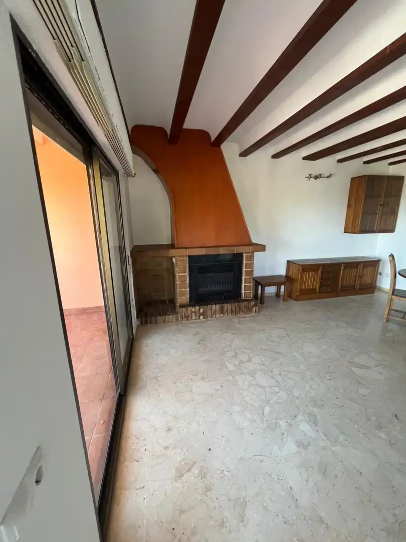 Casa aparellada amb terrassa en venda a Sierra Perenchiza - Cumbres de Calicanto - Sto Domingo, imagen 6