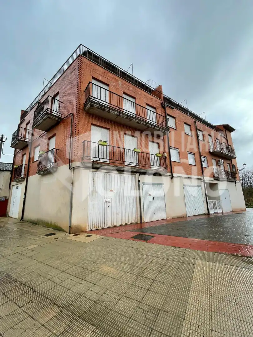 Vista exterior de Apartamento en venta en Cihuri con Calefacción, Amueblado y Horno