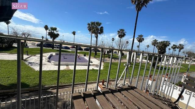 Casa adosada en Venta en Conil