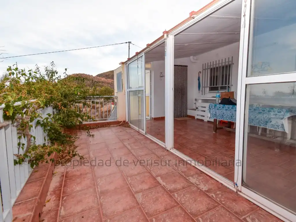 Vista exterior de Casa o chalet en venta en Pulpí con Balcón