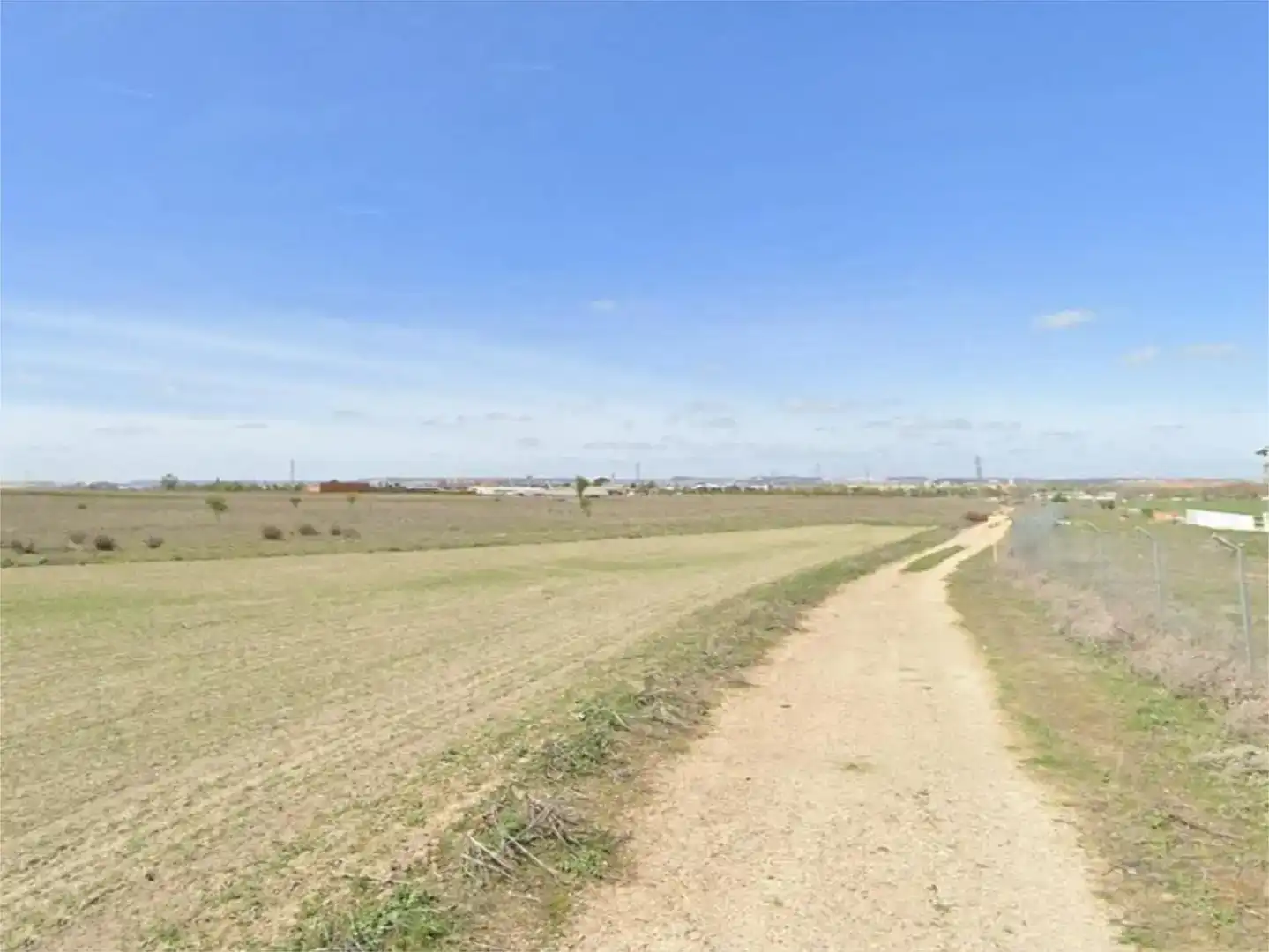 Terreno en venta en Sevilla