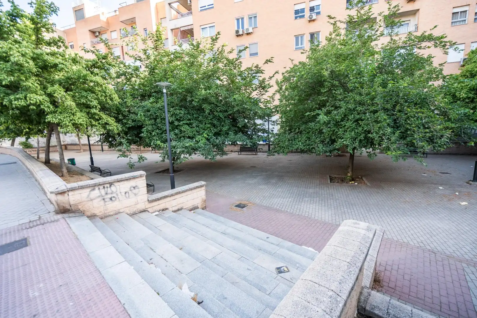 Parking de Estudio en venta en Granada con Aire acondicionado, Calefacción y Amueblado