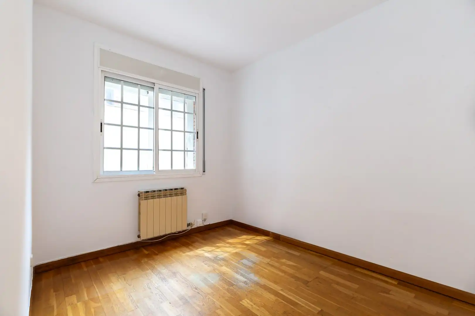 Schlafzimmer von Wohnung zum Verkauf in Sant Just Desvern mit Klimaanlage, Heizung und Terrasse