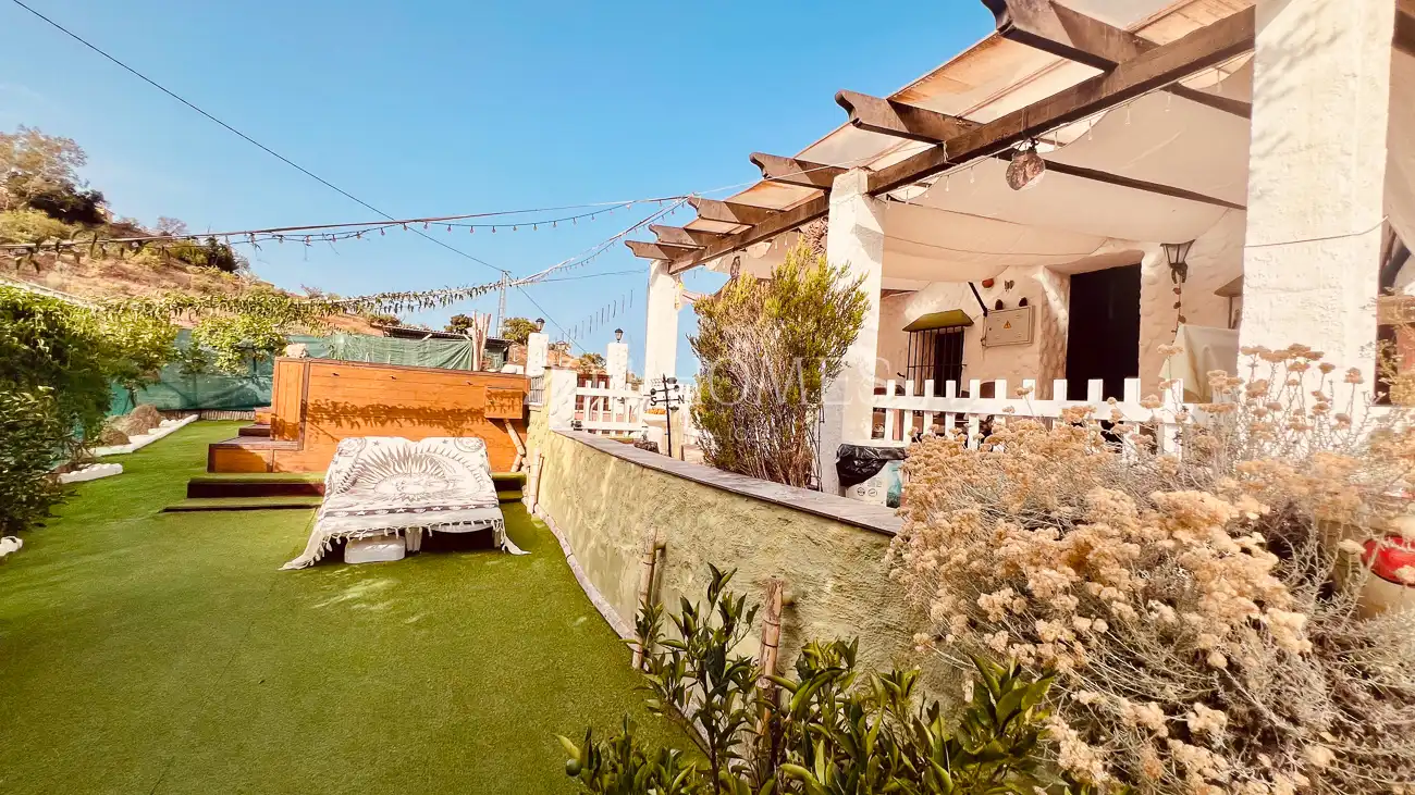 Terrassa de Finca rústica en venda en Almogía amb Jardí privat, Terrassa i Piscina