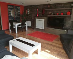 Sala d'estar de Àtic en venda en Almansa amb Aire condicionat i Terrassa