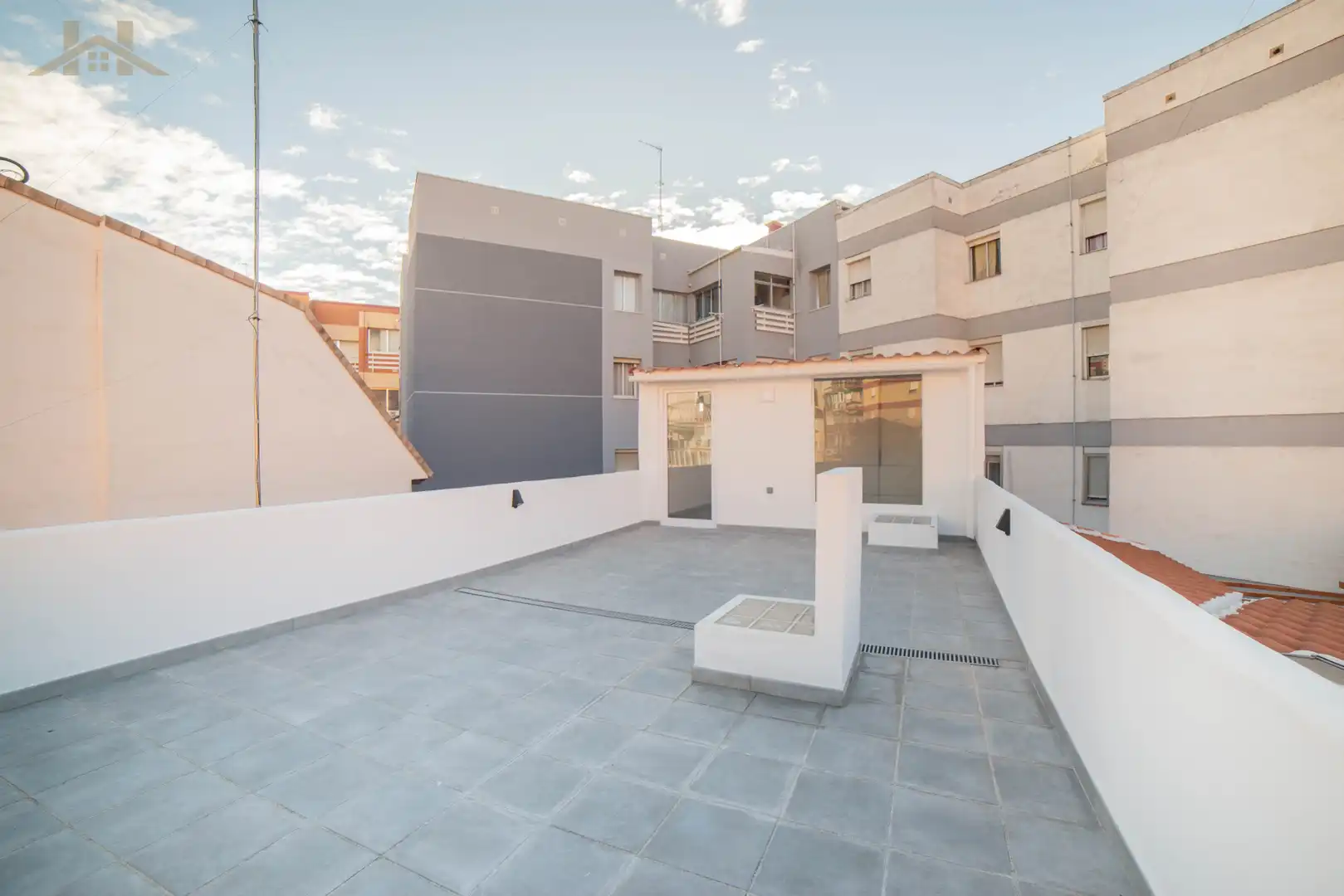 Terrace of Detached homes for sale in Parla  with Terrace and Furnished