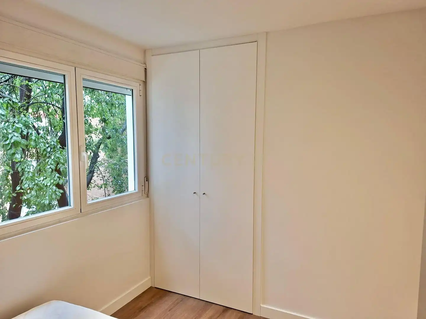 Dormitori de Apartament per a compartir en Madrid amb Aire condicionat, Forn i Rentadora