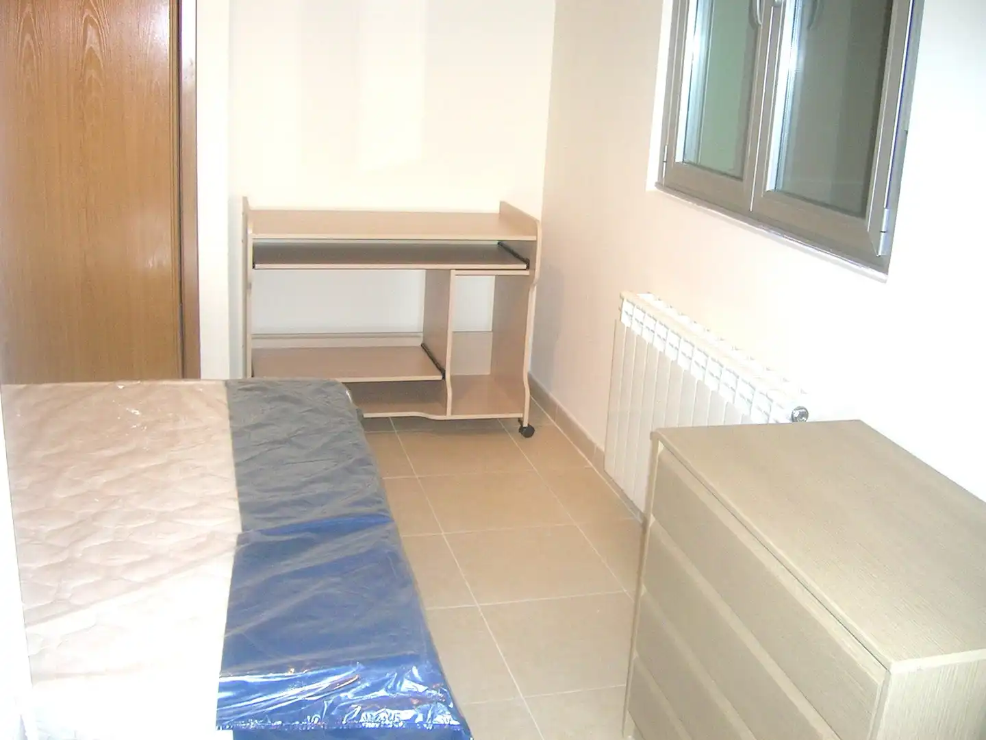 Habitación de Apartamento en venta en Castellanos de Moriscos con Calefacción, Horno y Lavadora